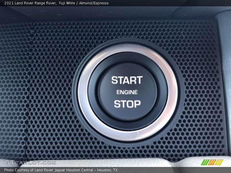 Fuji White / Almond/Espresso 2021 Land Rover Range Rover
