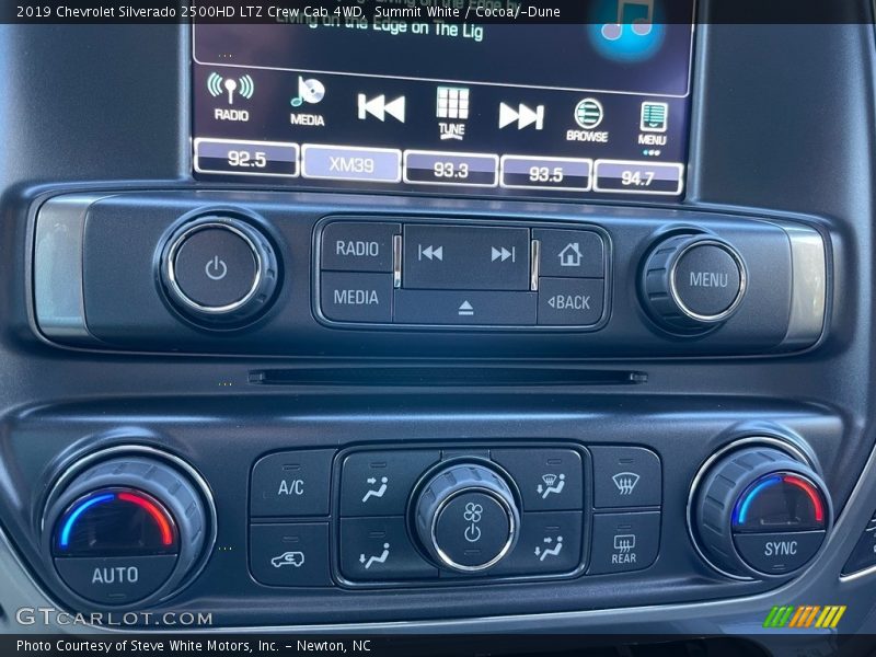 Summit White / Cocoa/­Dune 2019 Chevrolet Silverado 2500HD LTZ Crew Cab 4WD