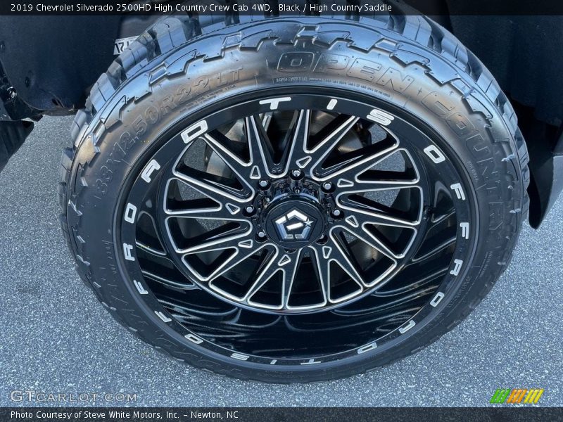 Custom Wheels of 2019 Silverado 2500HD High Country Crew Cab 4WD