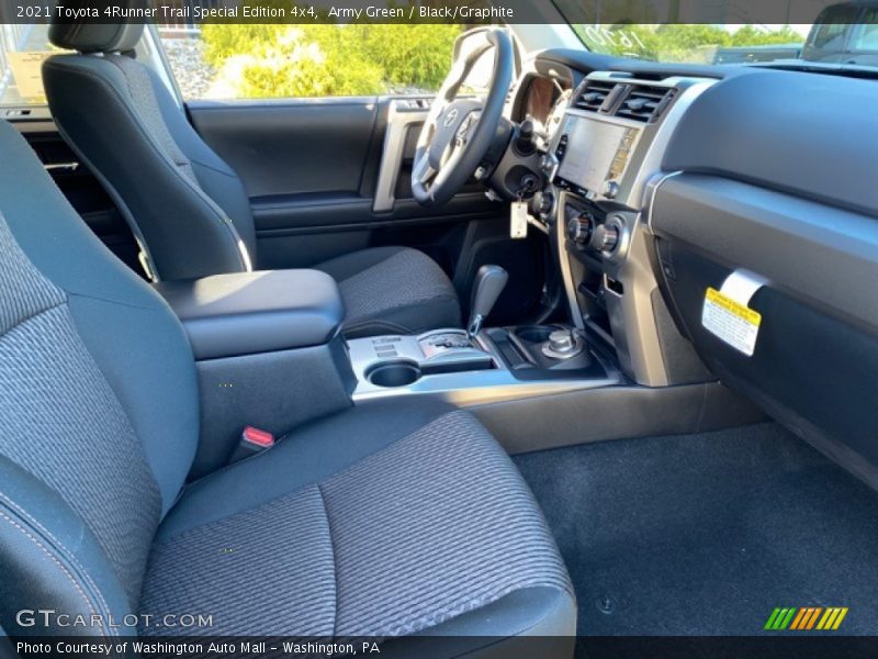 Army Green / Black/Graphite 2021 Toyota 4Runner Trail Special Edition 4x4