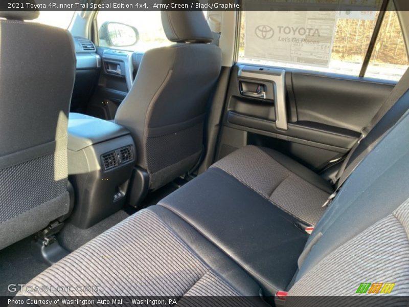 Army Green / Black/Graphite 2021 Toyota 4Runner Trail Special Edition 4x4