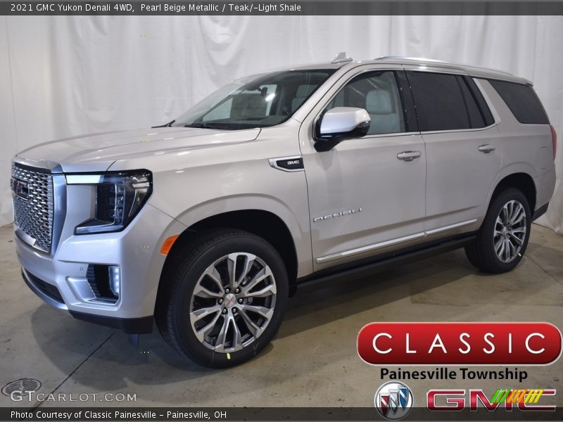Pearl Beige Metallic / Teak/­Light Shale 2021 GMC Yukon Denali 4WD