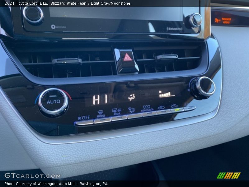 Blizzard White Pearl / Light Gray/Moonstone 2021 Toyota Corolla LE