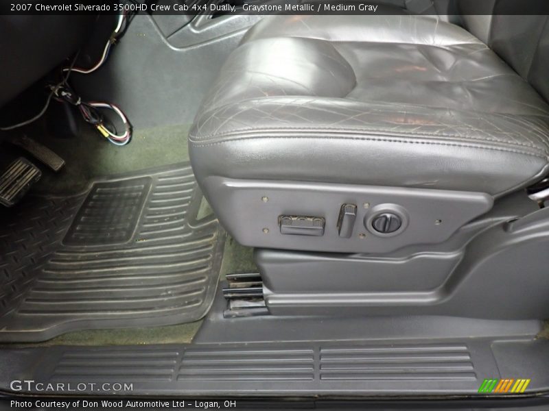 Graystone Metallic / Medium Gray 2007 Chevrolet Silverado 3500HD Crew Cab 4x4 Dually