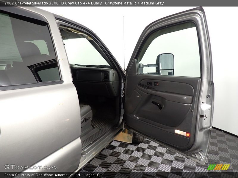 Graystone Metallic / Medium Gray 2007 Chevrolet Silverado 3500HD Crew Cab 4x4 Dually