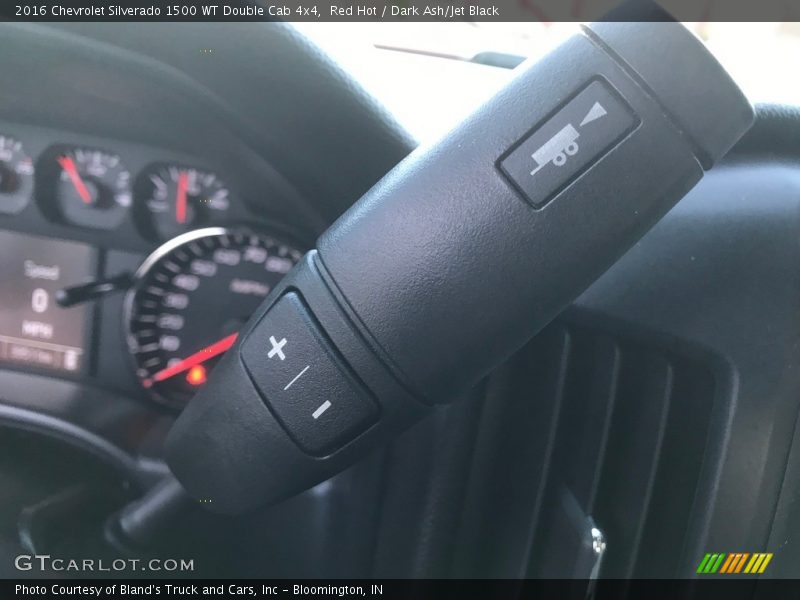 Controls of 2016 Silverado 1500 WT Double Cab 4x4