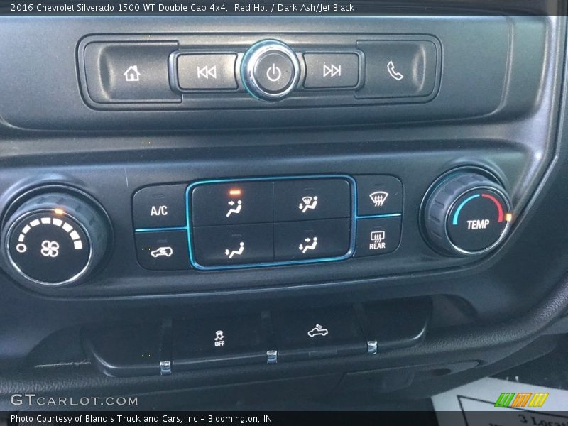 Controls of 2016 Silverado 1500 WT Double Cab 4x4