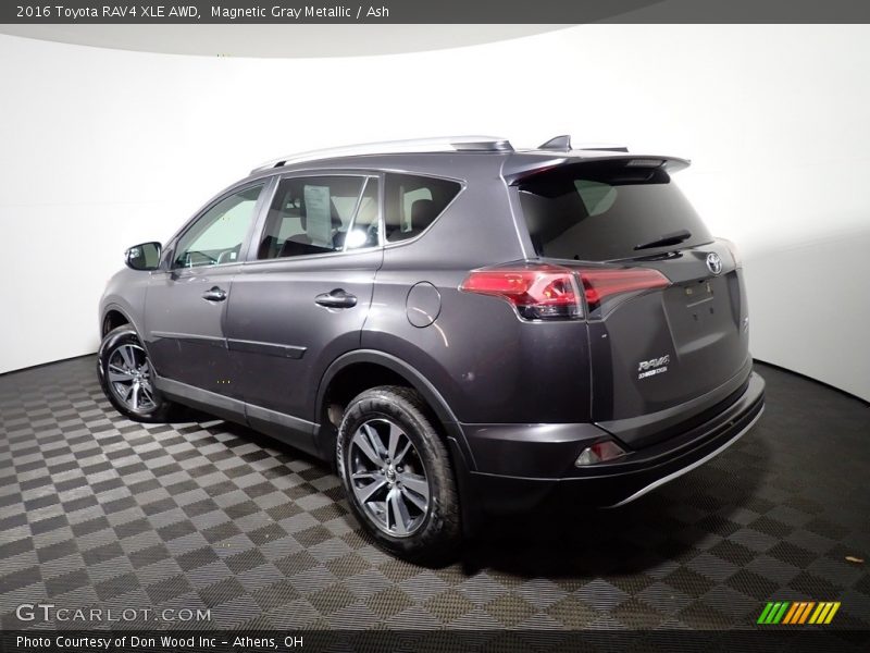 Magnetic Gray Metallic / Ash 2016 Toyota RAV4 XLE AWD