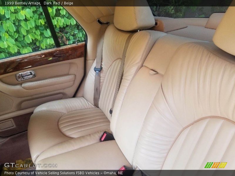 Dark Red / Beige 1999 Bentley Arnage