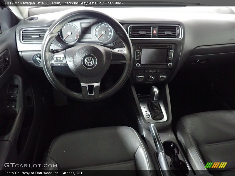Platinum Gray Metallic / Titan Black 2012 Volkswagen Jetta SE Sedan