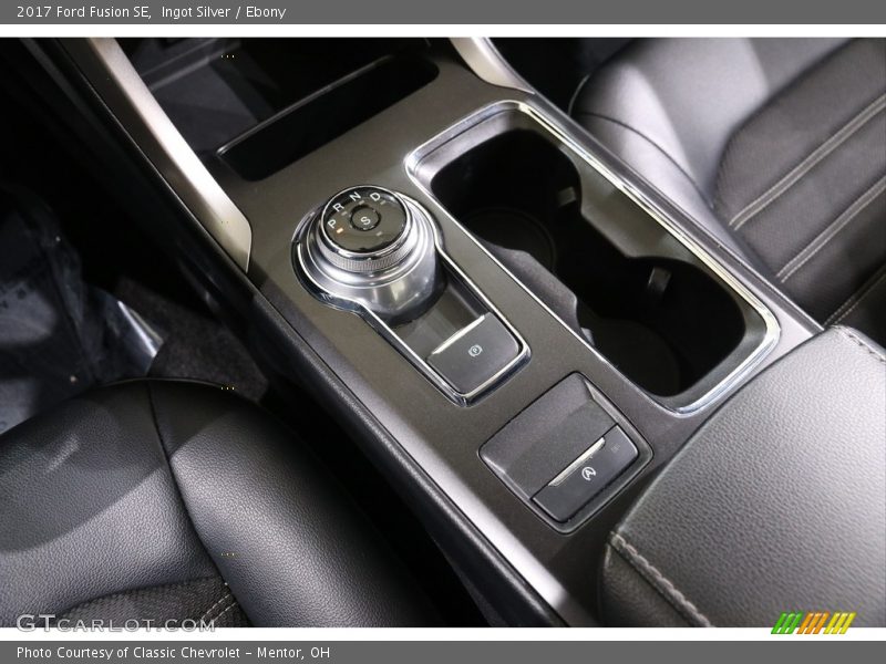 Ingot Silver / Ebony 2017 Ford Fusion SE