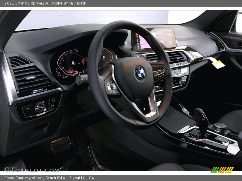 Alpine White / Black 2021 BMW X3 xDrive30i