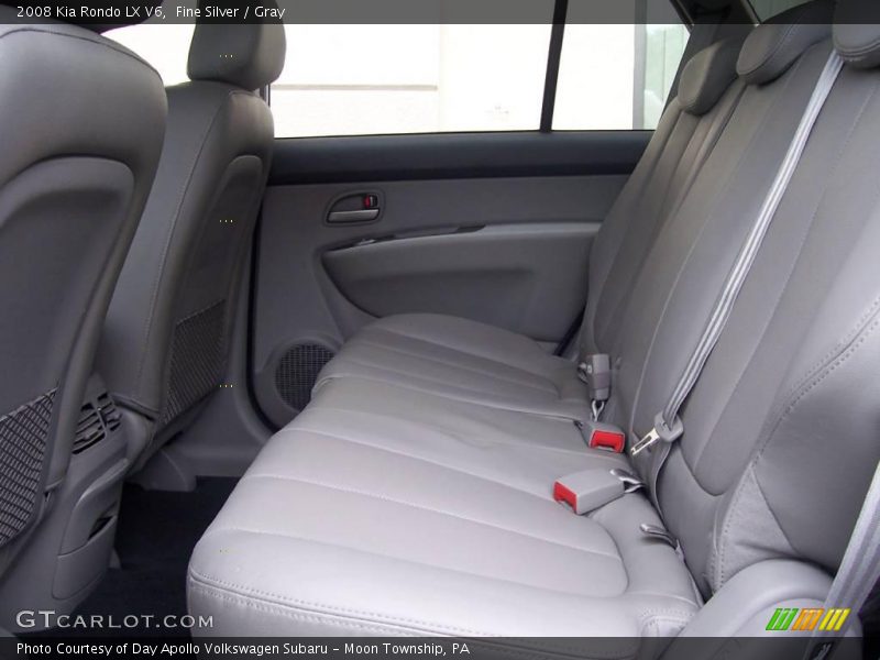 Fine Silver / Gray 2008 Kia Rondo LX V6