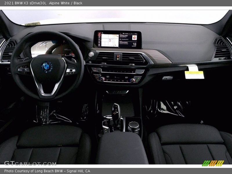 Alpine White / Black 2021 BMW X3 sDrive30i