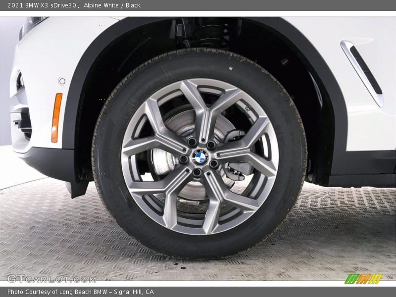 Alpine White / Black 2021 BMW X3 sDrive30i