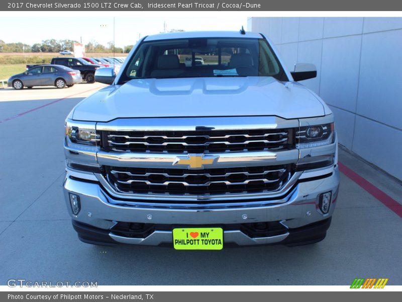 Iridescent Pearl Tricoat / Cocoa/­Dune 2017 Chevrolet Silverado 1500 LTZ Crew Cab