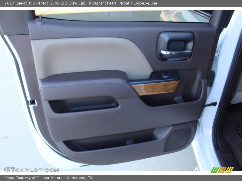 Door Panel of 2017 Silverado 1500 LTZ Crew Cab