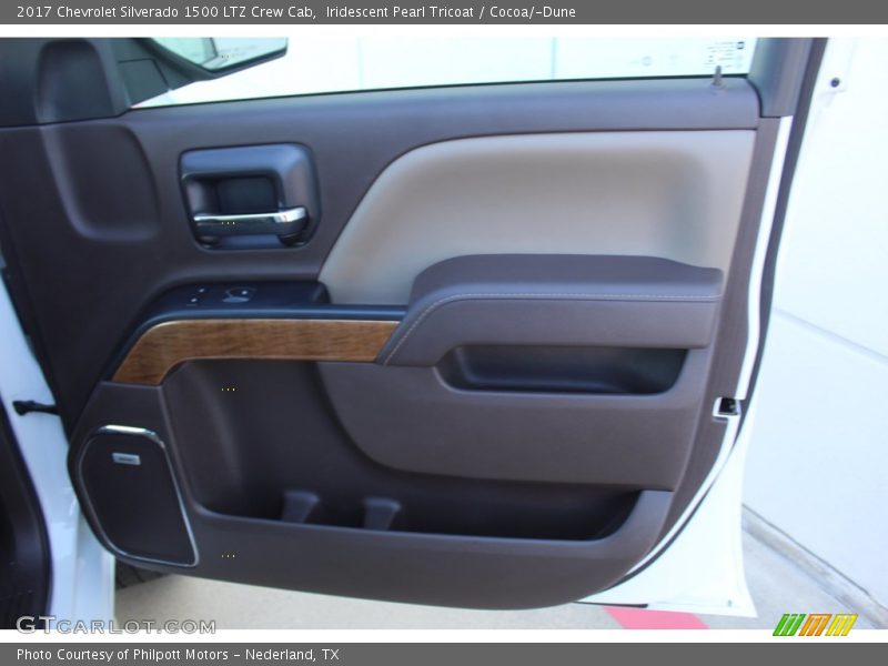 Door Panel of 2017 Silverado 1500 LTZ Crew Cab