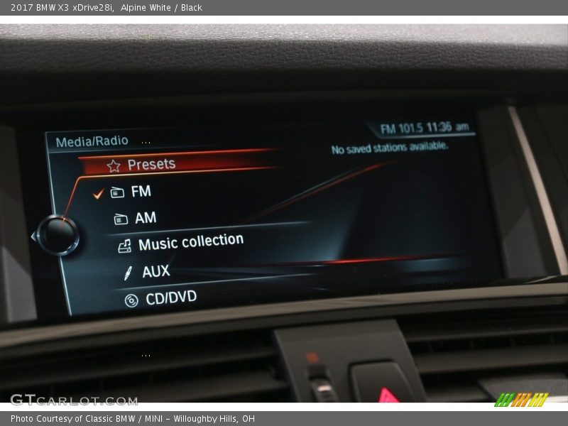 Alpine White / Black 2017 BMW X3 xDrive28i