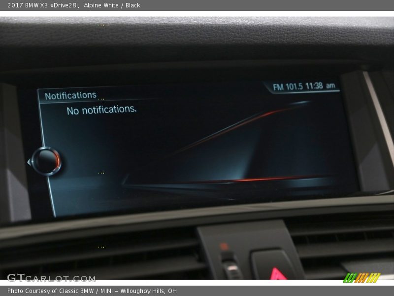 Alpine White / Black 2017 BMW X3 xDrive28i