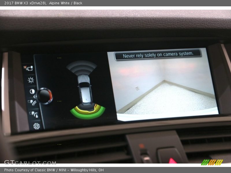 Alpine White / Black 2017 BMW X3 xDrive28i