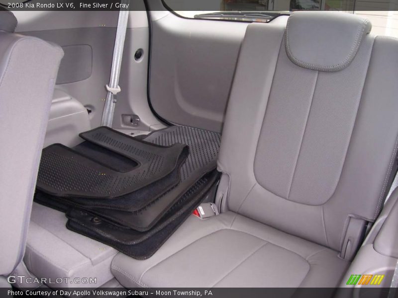 Fine Silver / Gray 2008 Kia Rondo LX V6