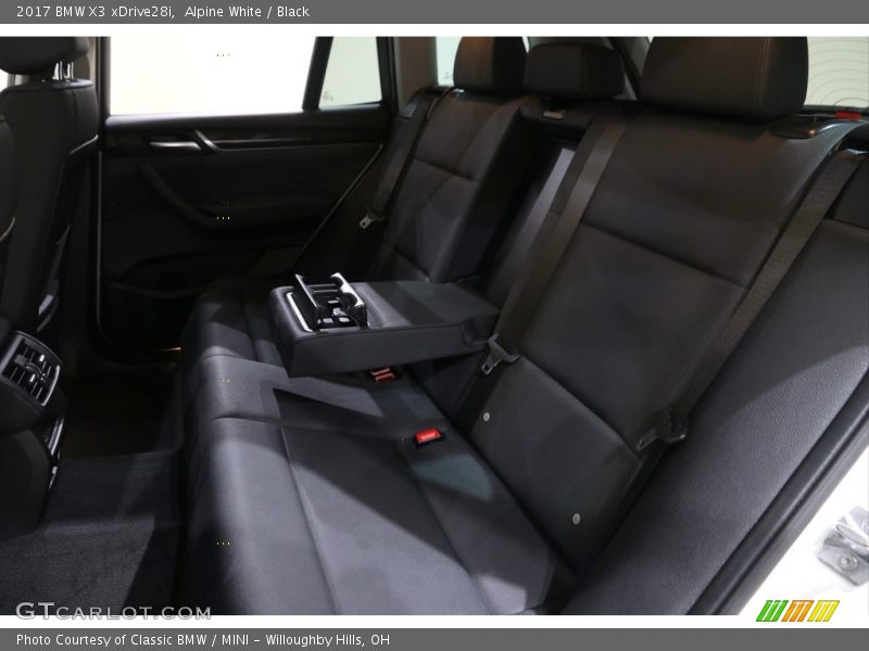 Alpine White / Black 2017 BMW X3 xDrive28i