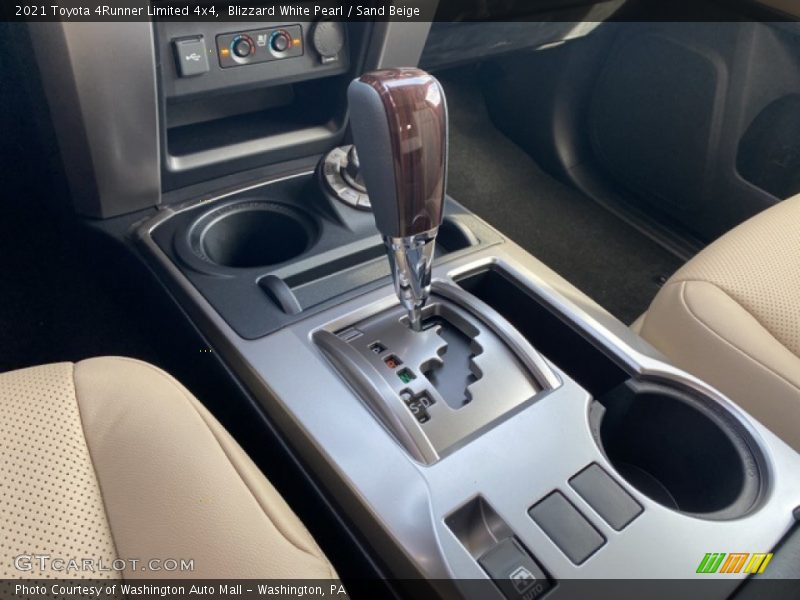  2021 4Runner Limited 4x4 5 Speed ECT-i Automatic Shifter