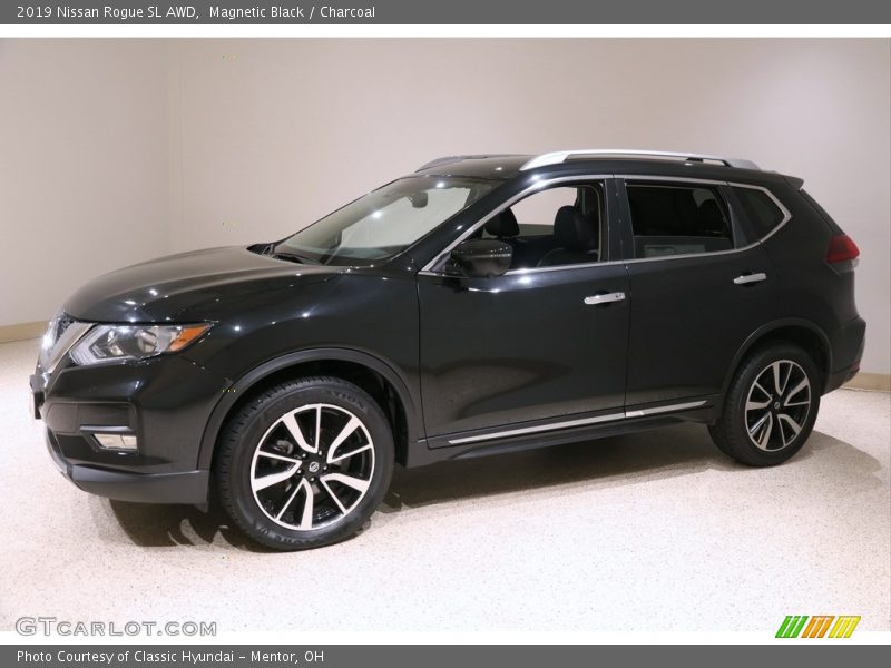 Magnetic Black / Charcoal 2019 Nissan Rogue SL AWD