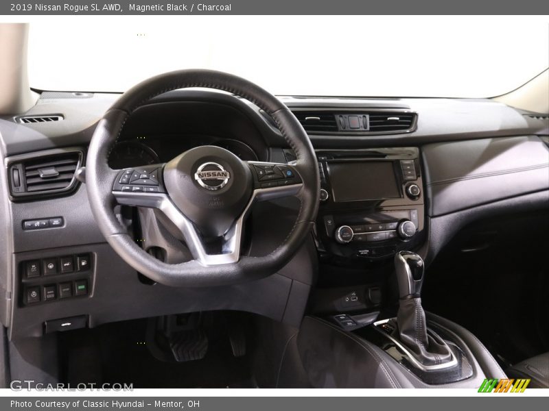 Dashboard of 2019 Rogue SL AWD