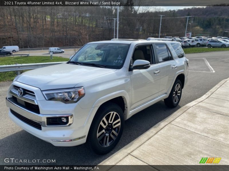Front 3/4 View of 2021 4Runner Limited 4x4