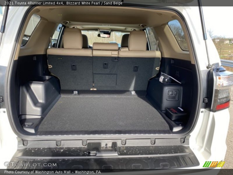  2021 4Runner Limited 4x4 Trunk