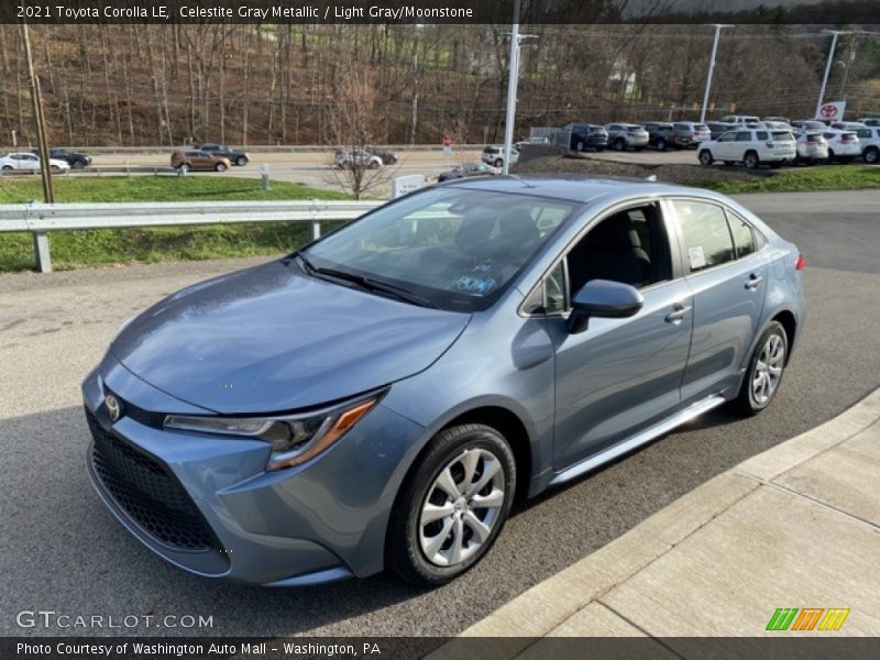 Front 3/4 View of 2021 Corolla LE