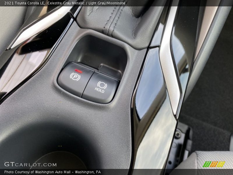 Celestite Gray Metallic / Light Gray/Moonstone 2021 Toyota Corolla LE
