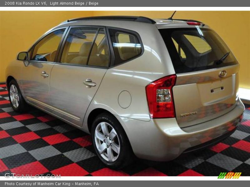 Light Almond Beige / Beige 2008 Kia Rondo LX V6