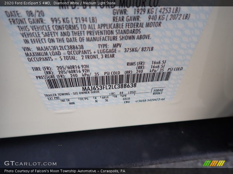 Diamond White / Medium Light Stone 2020 Ford EcoSport S 4WD