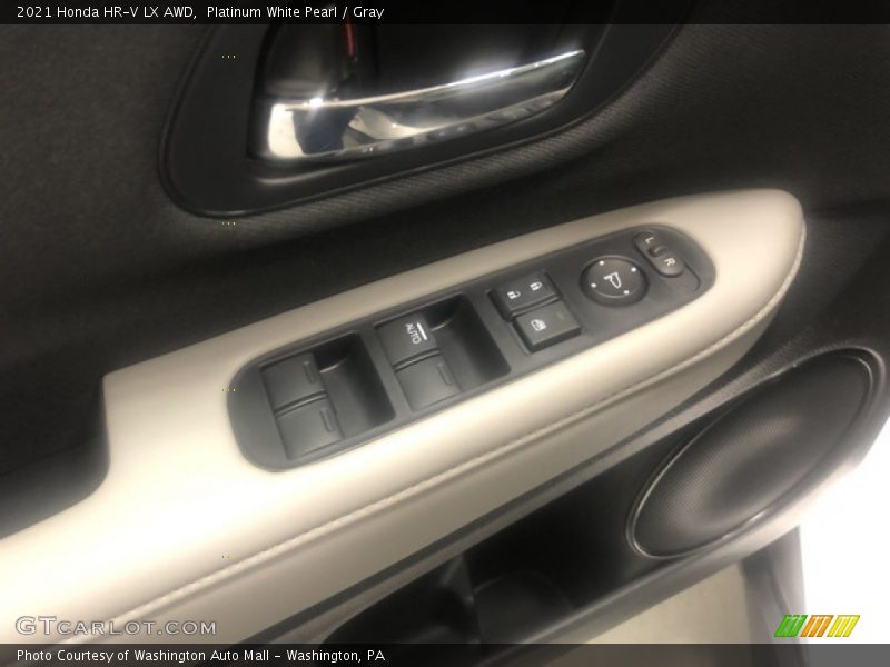 Platinum White Pearl / Gray 2021 Honda HR-V LX AWD