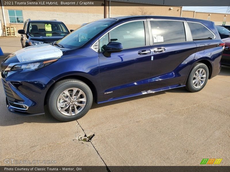 Blueprint / Graphite 2021 Toyota Sienna XLE Hybrid