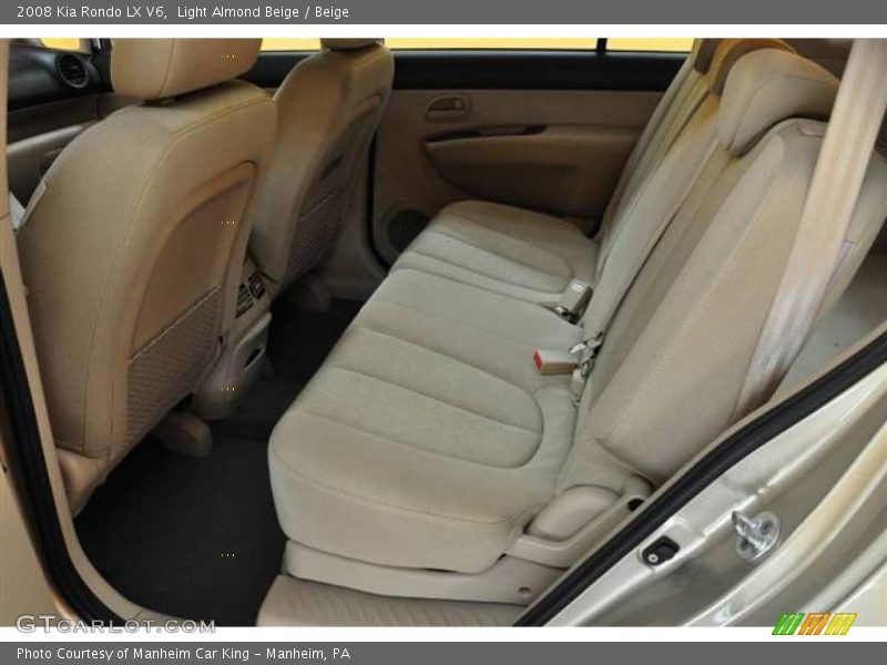 Light Almond Beige / Beige 2008 Kia Rondo LX V6
