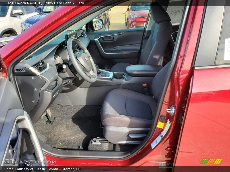 Ruby Flare Pearl / Black 2021 Toyota RAV4 LE