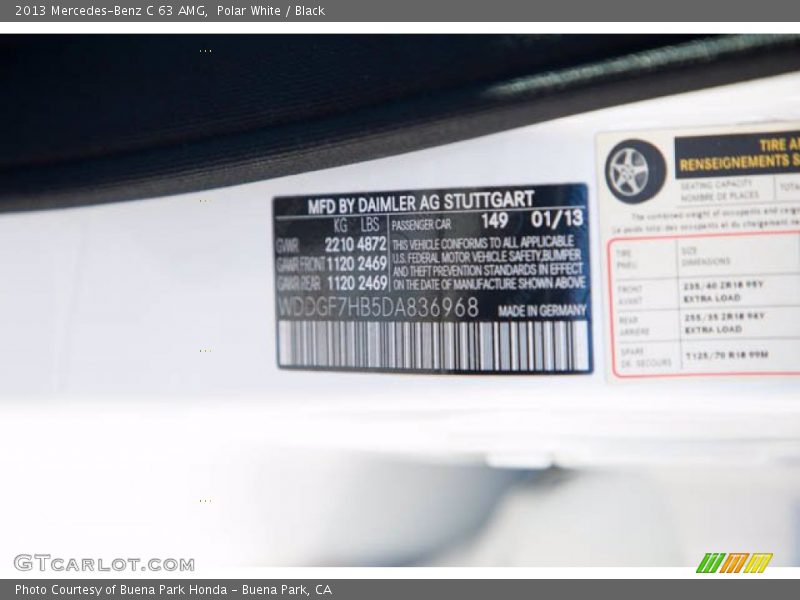 Polar White / Black 2013 Mercedes-Benz C 63 AMG