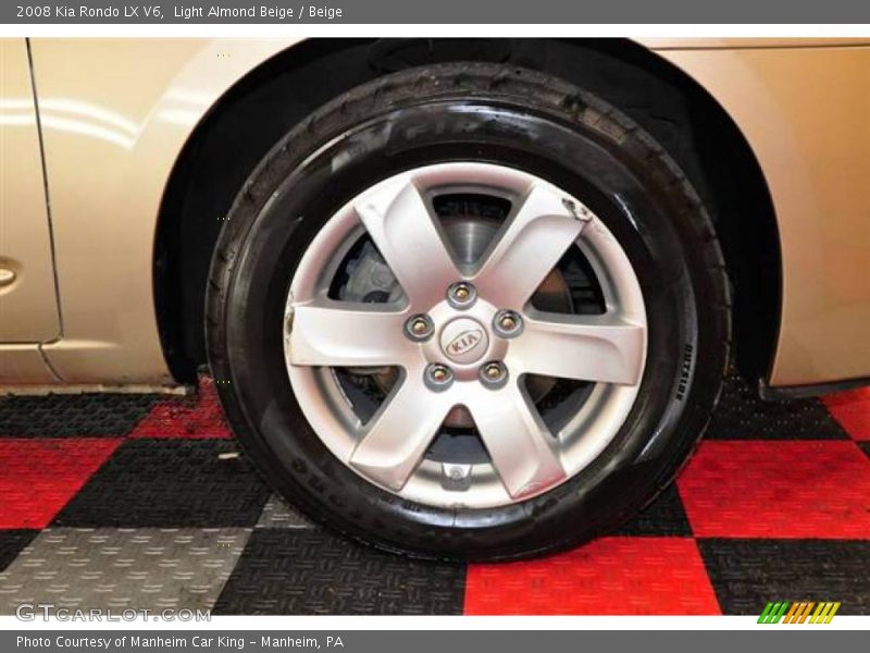 Light Almond Beige / Beige 2008 Kia Rondo LX V6