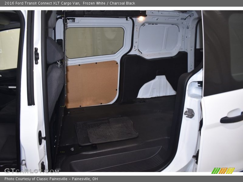 Frozen White / Charcoal Black 2016 Ford Transit Connect XLT Cargo Van