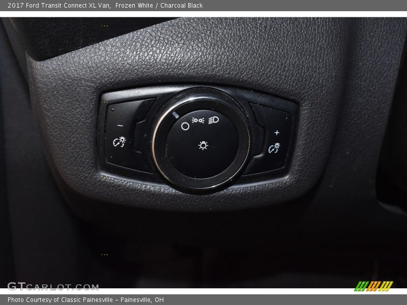 Frozen White / Charcoal Black 2017 Ford Transit Connect XL Van