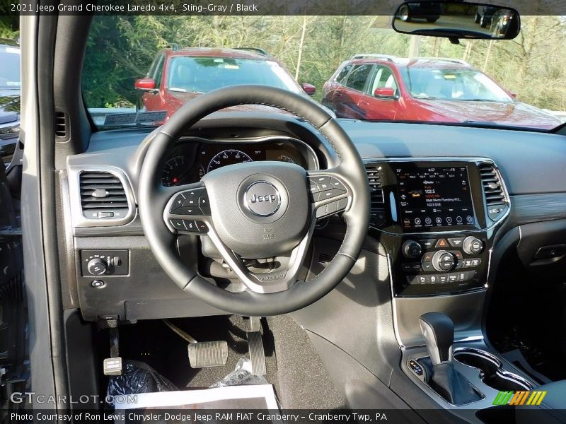 Sting-Gray / Black 2021 Jeep Grand Cherokee Laredo 4x4