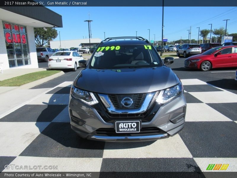 Gun Metallic / Charcoal 2017 Nissan Rogue SV