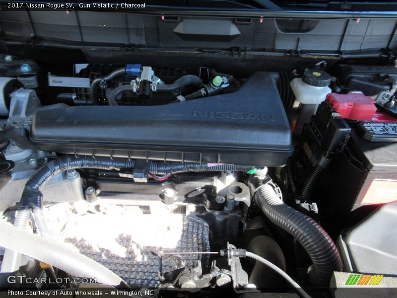 Gun Metallic / Charcoal 2017 Nissan Rogue SV