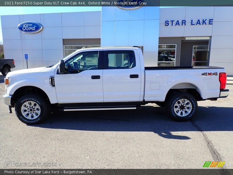 Oxford White / Medium Earth Gray 2021 Ford F250 Super Duty XLT Crew Cab 4x4