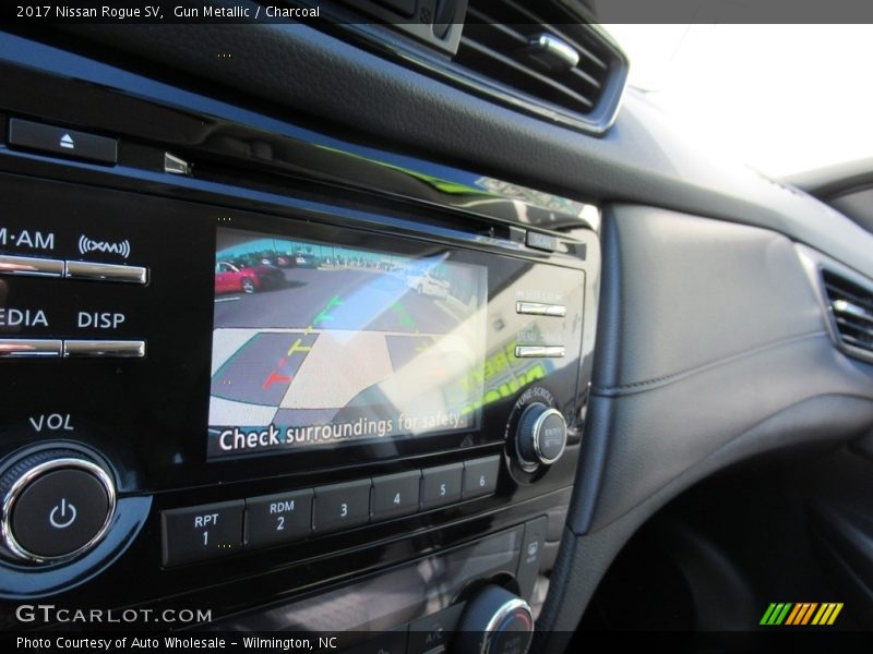 Gun Metallic / Charcoal 2017 Nissan Rogue SV
