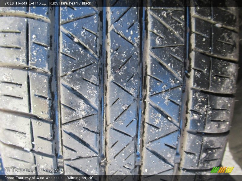 Ruby Flare Pearl / Black 2019 Toyota C-HR XLE